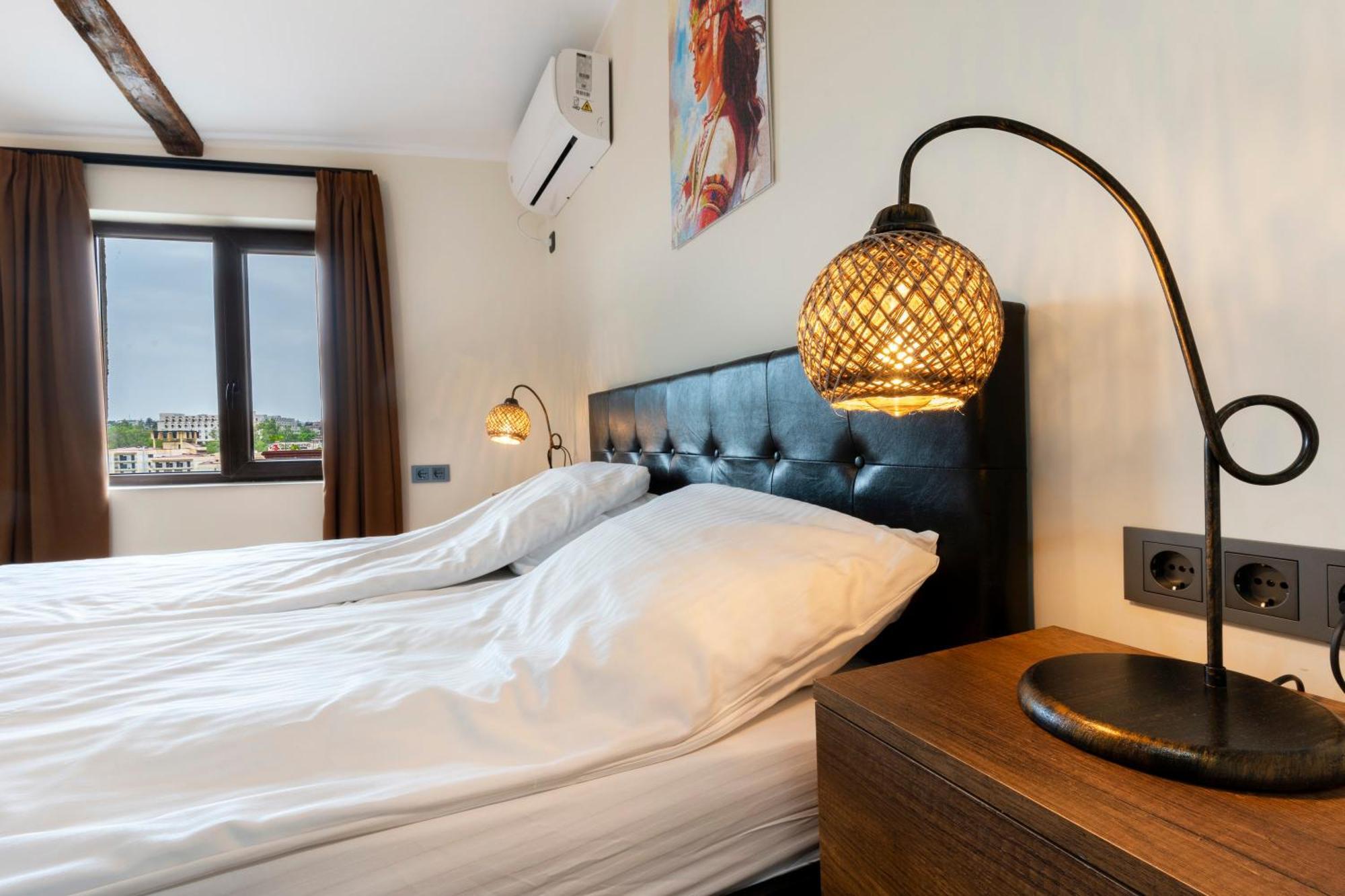 Bobevata Guest House - Floor 2 - Stunning View Old Town เวลีคอเทอร์โนโว ภายนอก รูปภาพ