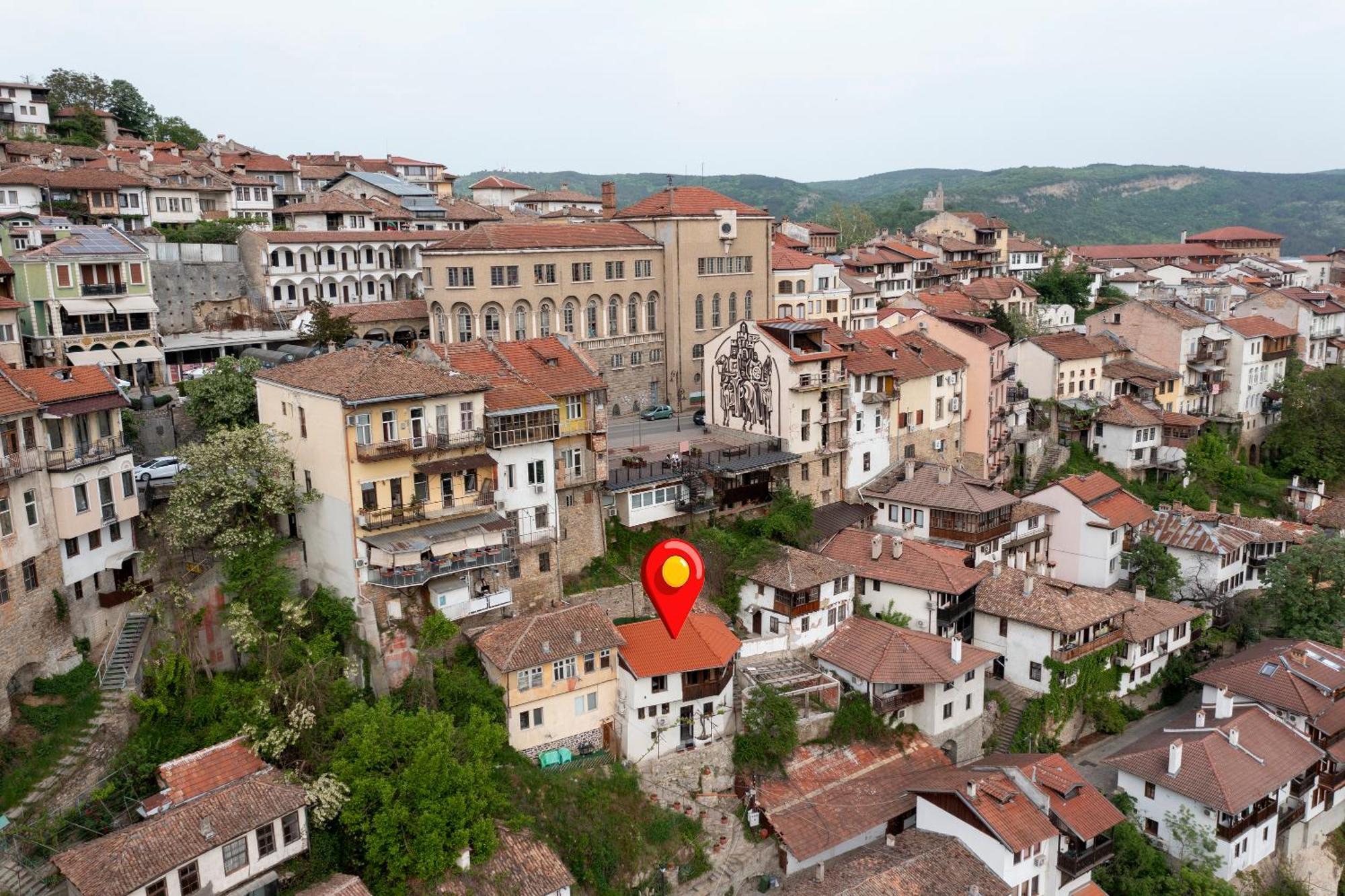Bobevata Guest House - Floor 2 - Stunning View Old Town เวลีคอเทอร์โนโว ภายนอก รูปภาพ